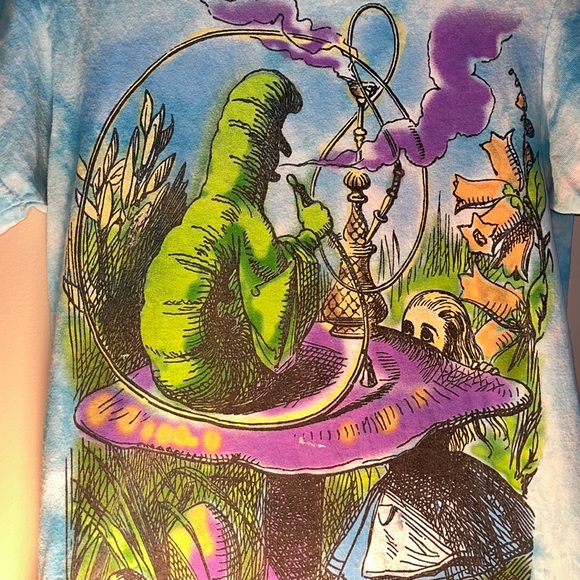 Vintage Liquid Blue Alice in Wonderland T Shirt in Size S - Picture 2 of 5